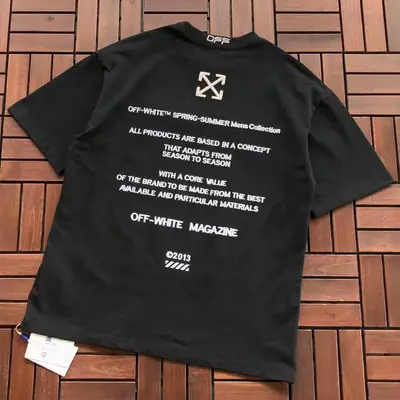 OFF-WHITE T-Shirt