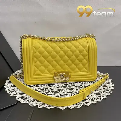 CHANEL | Item ID: 01142