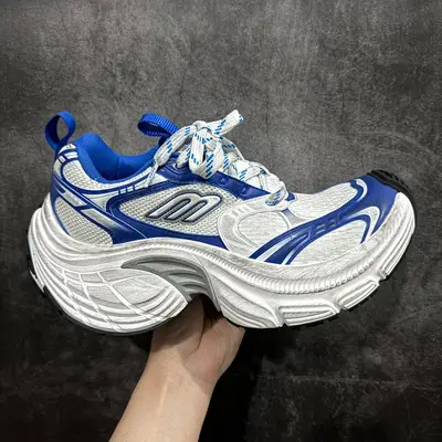 BALENCIAGA