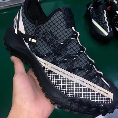 NIKE Trail Runner