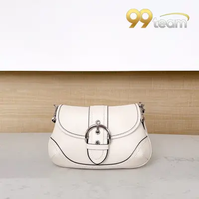 COACH | Item ID: 04765