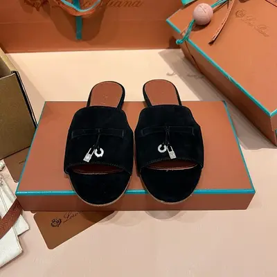 LORO PIANA