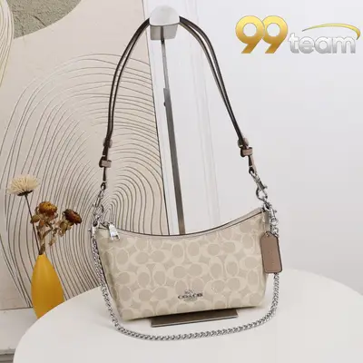 COACH | Item ID: 04518