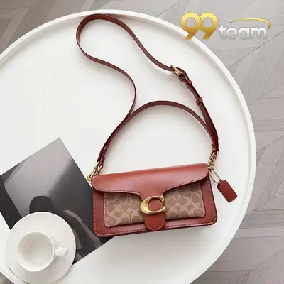 COACH | Item ID: 04782