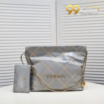 CHANEL | Item ID: 02595