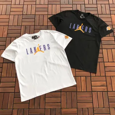 NIKE T-Shirt