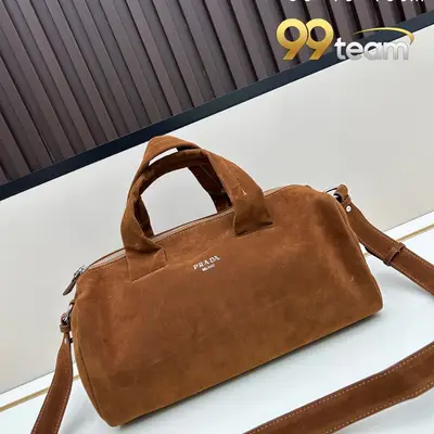 PRADA | Item ID: 09574