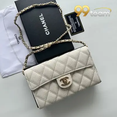 CHANEL | Item ID: 00140