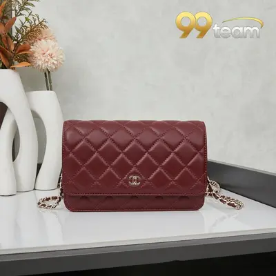 CHANEL | Item ID: 02200