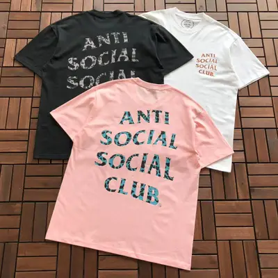 ANTI SOCIAL SOCIAL CLUB T-Shirt
