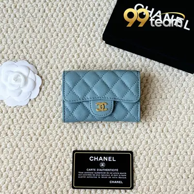 CHANEL | Item ID: 02812