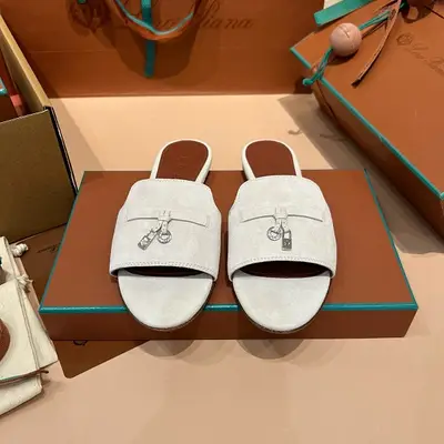 LORO PIANA