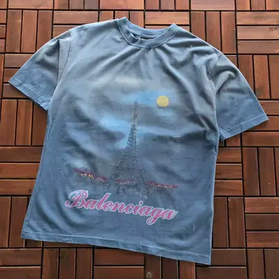 BALENCIAGA T-Shirt