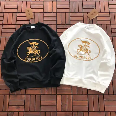 BURBERRY Sweater