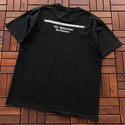 SUPREME T-Shirt