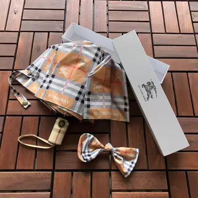BURBERRY
