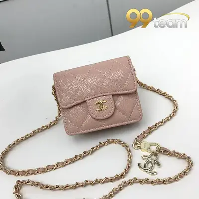 CHANEL | Item ID: 00542