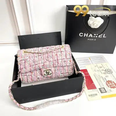 CHANEL | Item ID: 02289