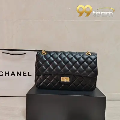 CHANEL | Item ID: 02554