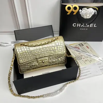 CHANEL | Item ID: 01079