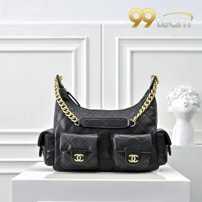 CHANEL | Item ID: 02684