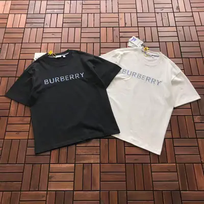 BURBERRY T-Shirt