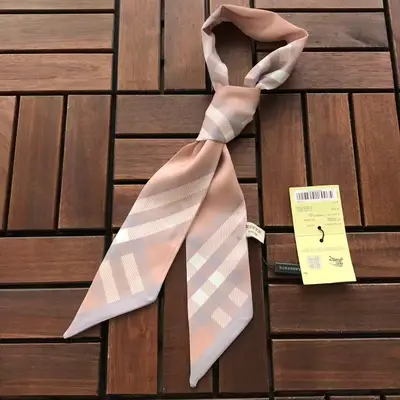 BURBERRY Schal