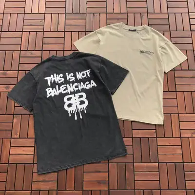 BALENCIAGA T-Shirt