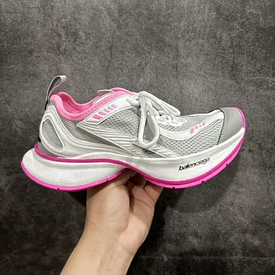 BALENCIAGA
