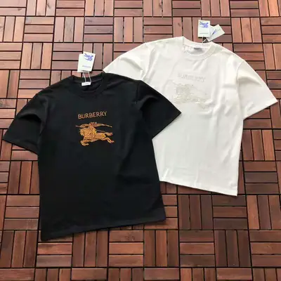 BURBERRY T-Shirt