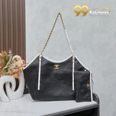 CHANEL | Item ID: 00475