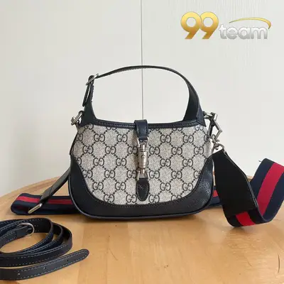 GUCCI | Item ID: 17411