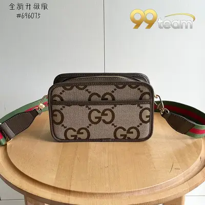 GUCCI | Item ID: 16238
