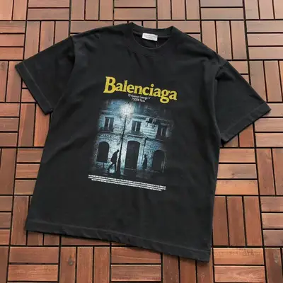 BALENCIAGA T-Shirt
