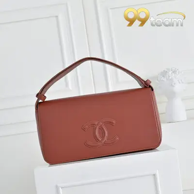 CHANEL | Item ID: 01650