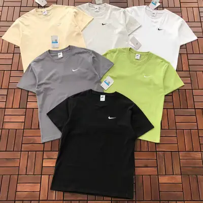 NIKE T-Shirt
