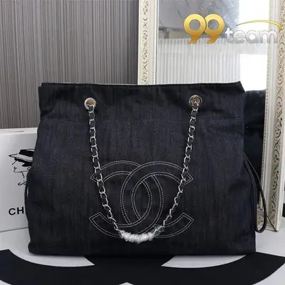 CHANEL | Item ID: 01087