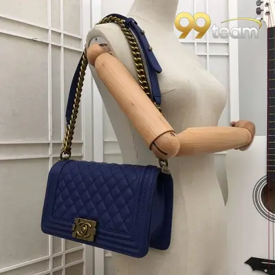 CHANEL | Item ID: 00982