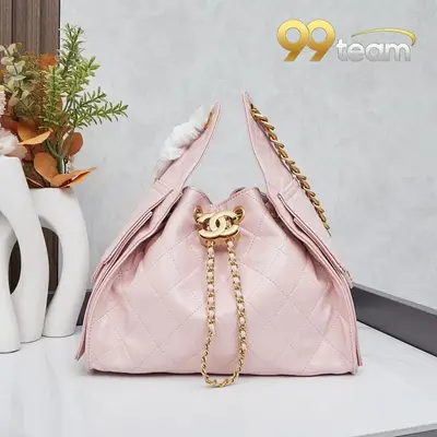 CHANEL | Item ID: 00674