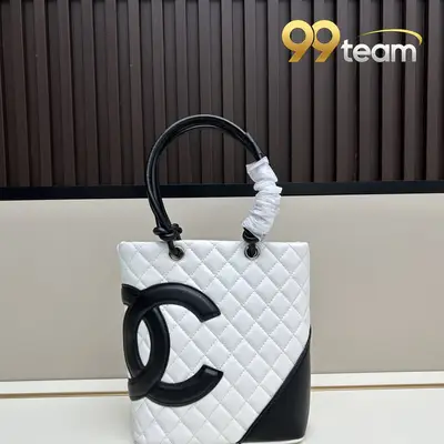 CHANEL | Item ID: 01844
