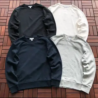 LACOSTE Sweater