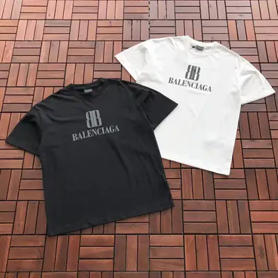 BALENCIAGA T-Shirt