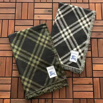 BURBERRY Schal