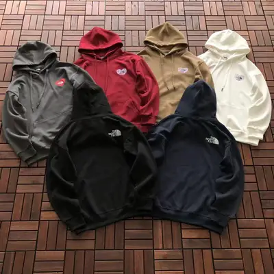 THE NORTH FACE Hoodie