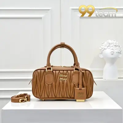 MIU MIU | Item ID: 08210