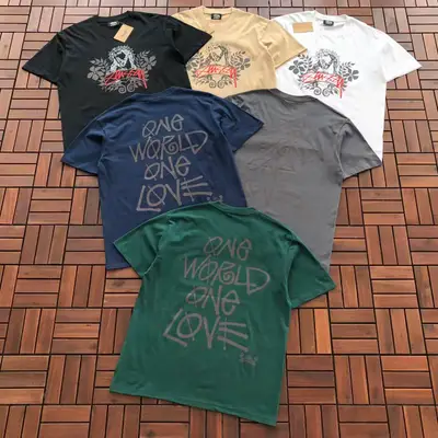 STUSSY T-Shirt