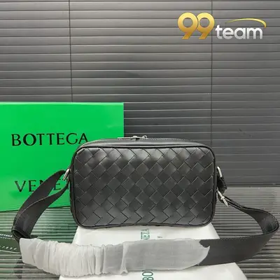 BOTTEGA VENETTA | Item ID: 20767