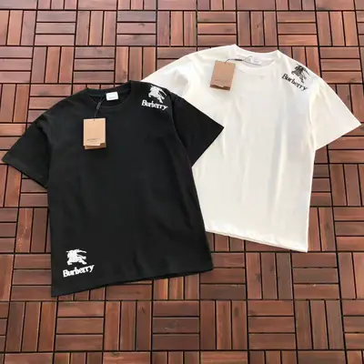 BURBERRY T-Shirt