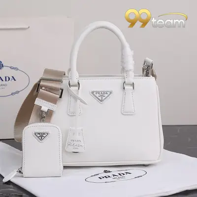 PRADA | Item ID: 09014