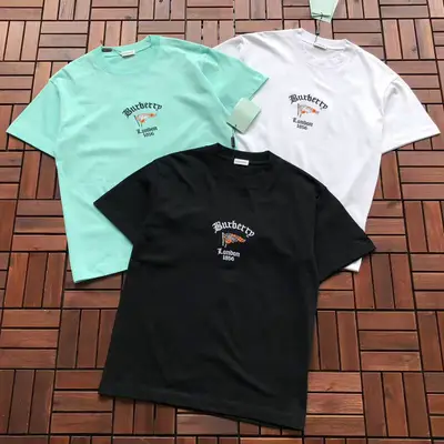 BURBERRY T-Shirt